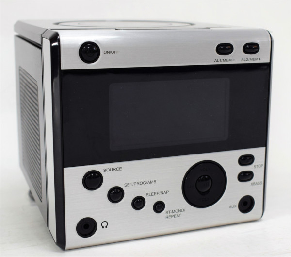 Stereo Uhrenradio mit CD-Player schwarz Terris CDR334